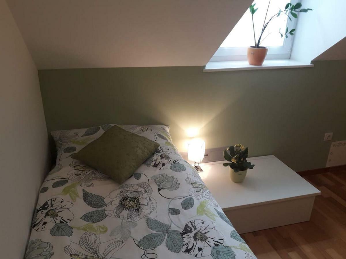 Natasha'S Garden House Leilighet Dol pri Ljubljani Eksteriør bilde